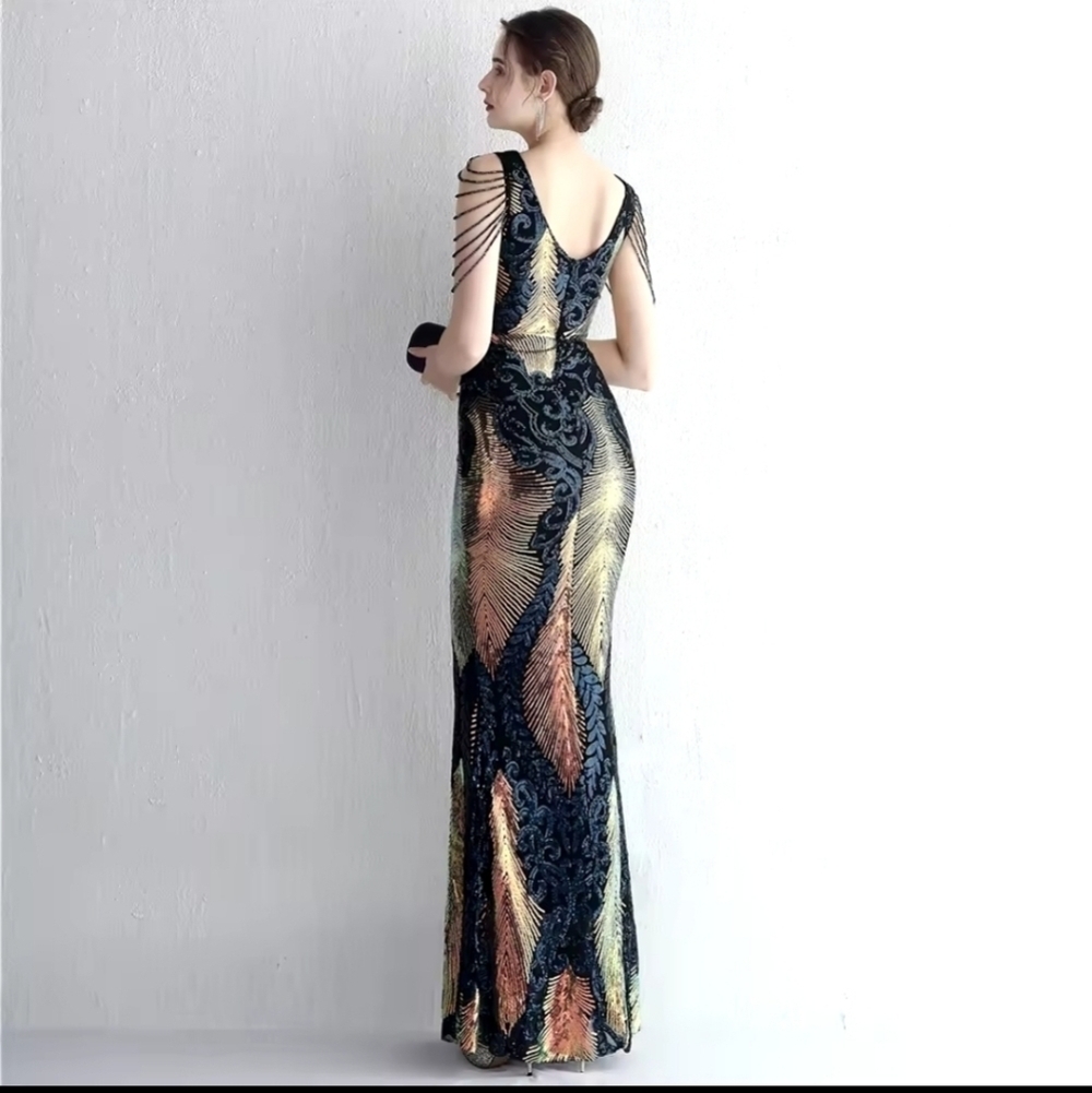 Navy, Floral, Beaded,  Round Back,  Sleeveless,  Sequined Gown - Picture 4 of 15